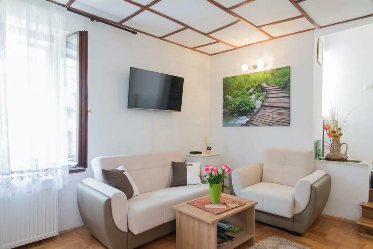 Charming Apartment Koper Luaran gambar