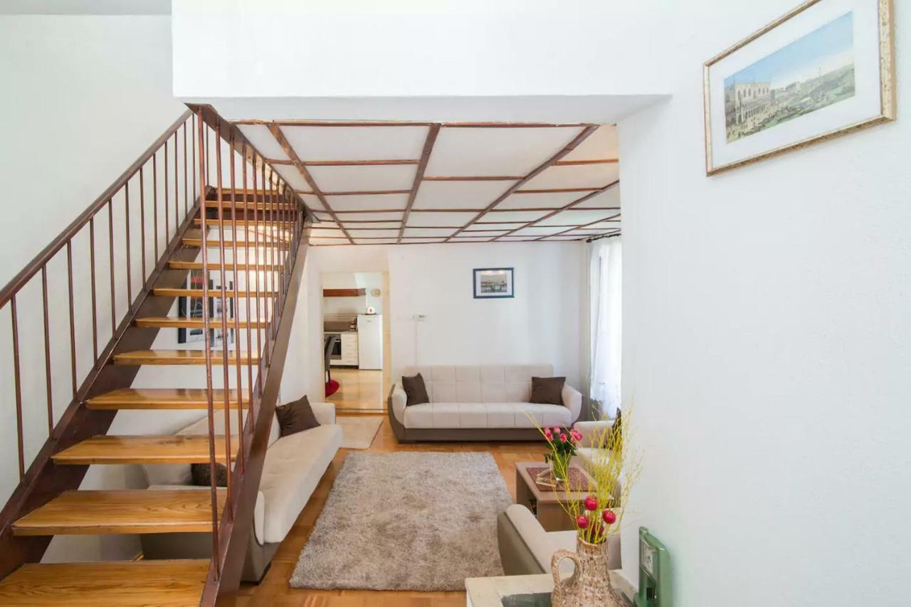 Charming Apartment Koper Luaran gambar
